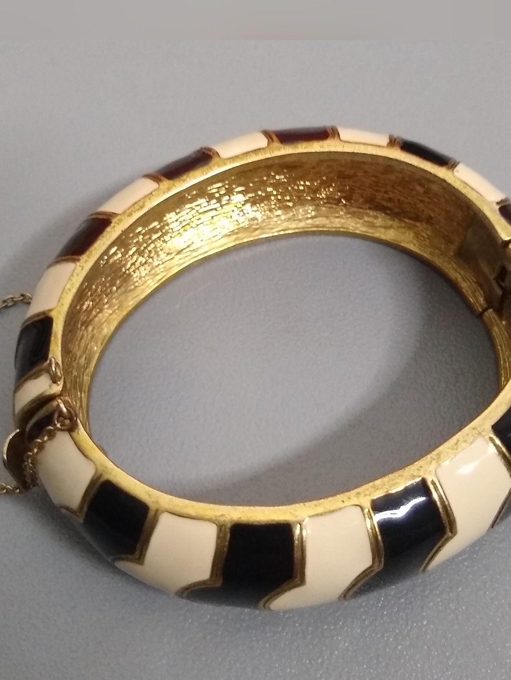 Vintage J Crew Gold Tone Black and White Enamel Bracelet Cuff Clamper